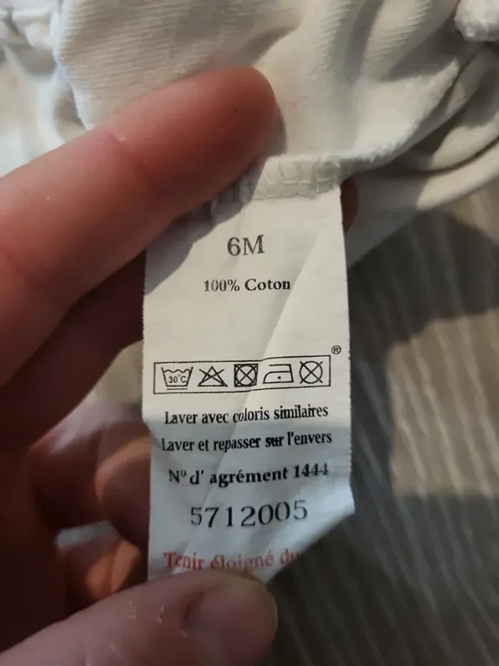 Lot 3 body 6 mois - photo numéro 5