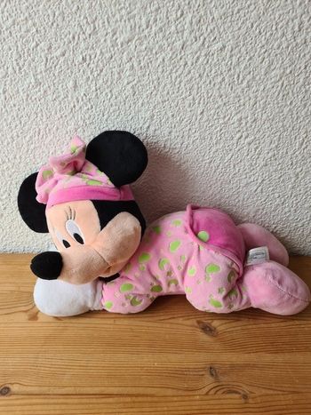 peluche minnie phosphorescente Disney
