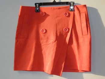Jupe en jersey courte faux portefeuille