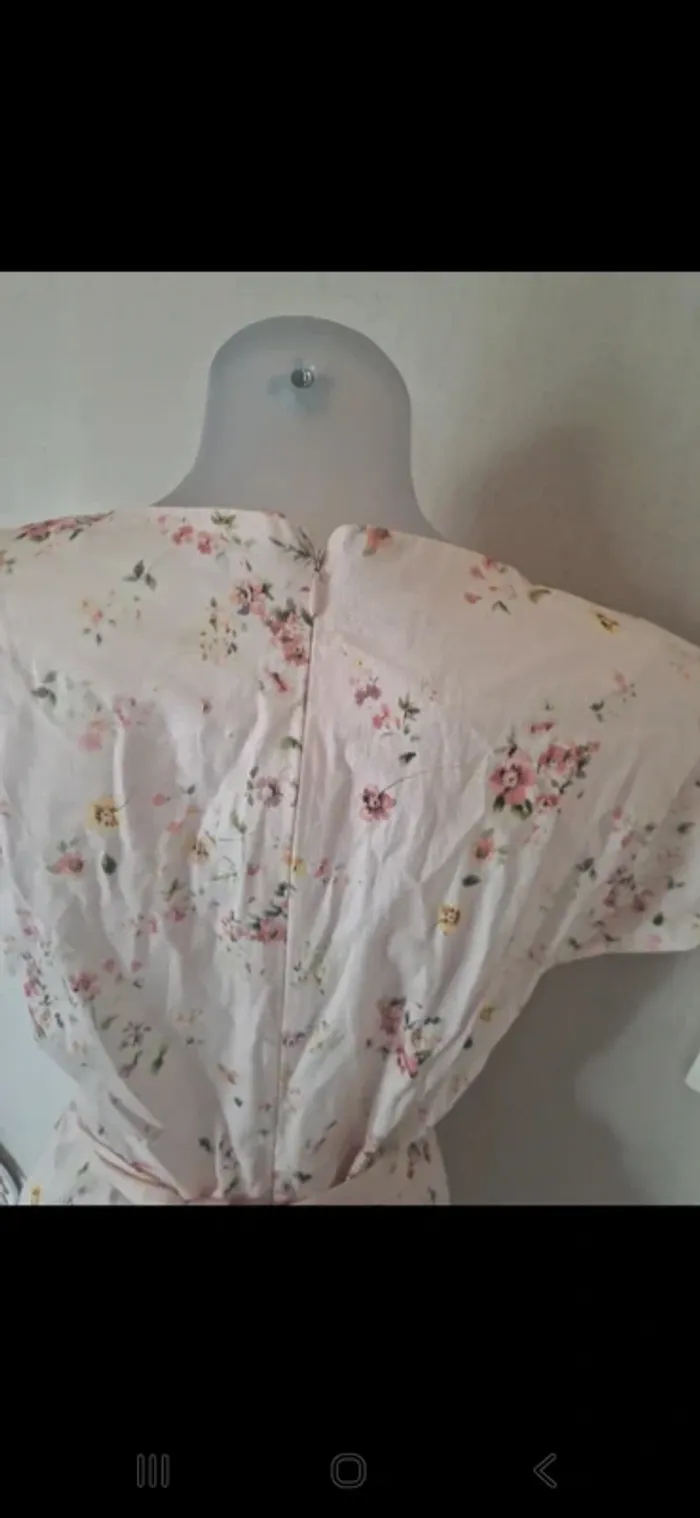 Belle robe fleurie rose etam taille 36 très bon état - photo numéro 6