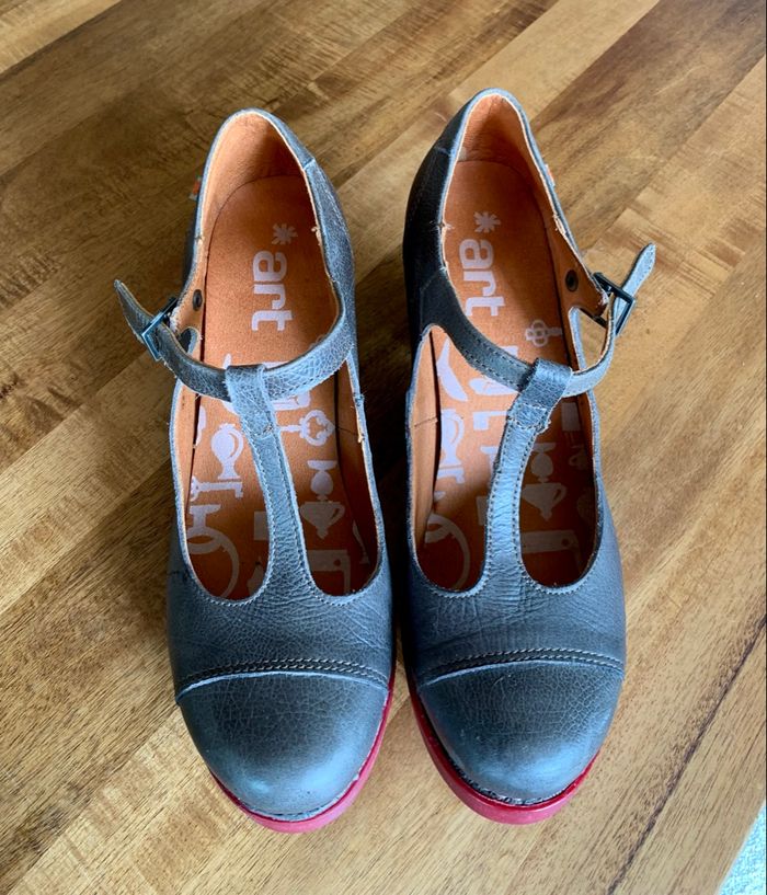 Chaussures Art neuves