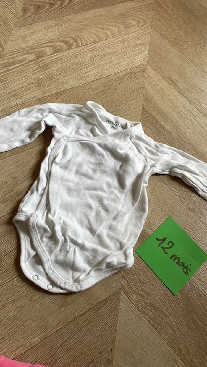 Lot 4 bodies taille 12 mois - photo numéro 5