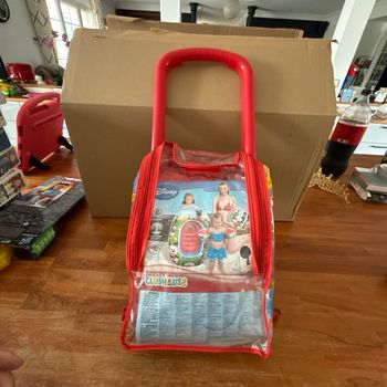 Cartable à roulette de plage avec trois accessoires