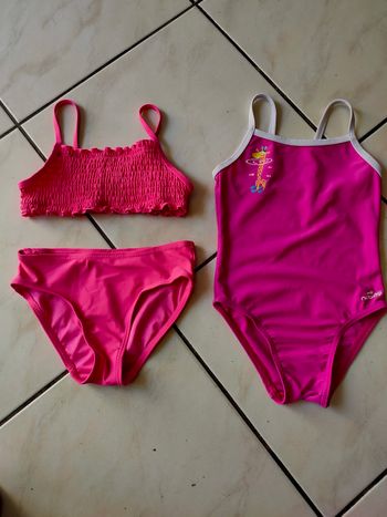 Lot maillot de bain taille 3/4 ans