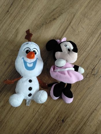 2peluches Disney 