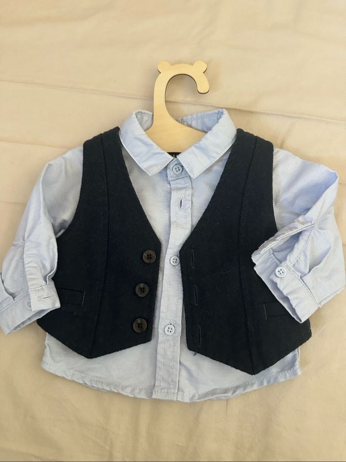 Chemise et gilet 1 mois