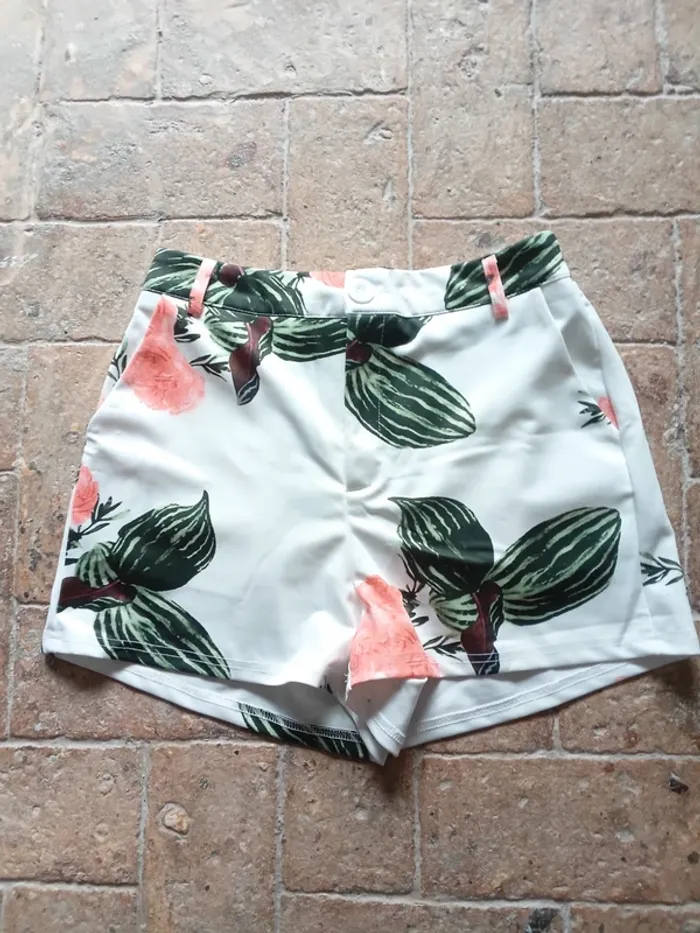 🌹short Taille haute Taille 40🌹