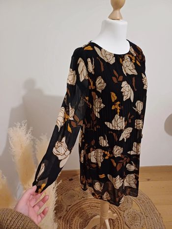 Robe fluide plissée Fleurie New Collection taille M/L 38/40