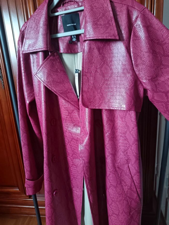 Trench en simili bordeaux neuf Vero Moda 42 - photo numéro 4