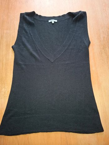 Pull sans manche noir MDN