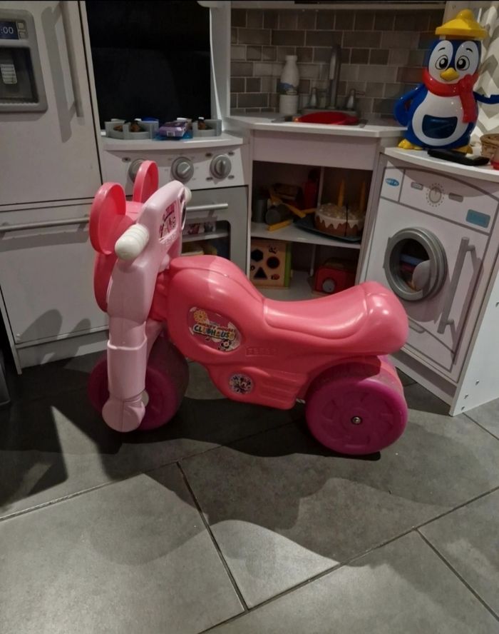 Moto Minnie - photo numéro 2