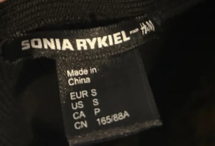 Sonia Rykiel robe noire avec rose taille S - photo numéro 5
