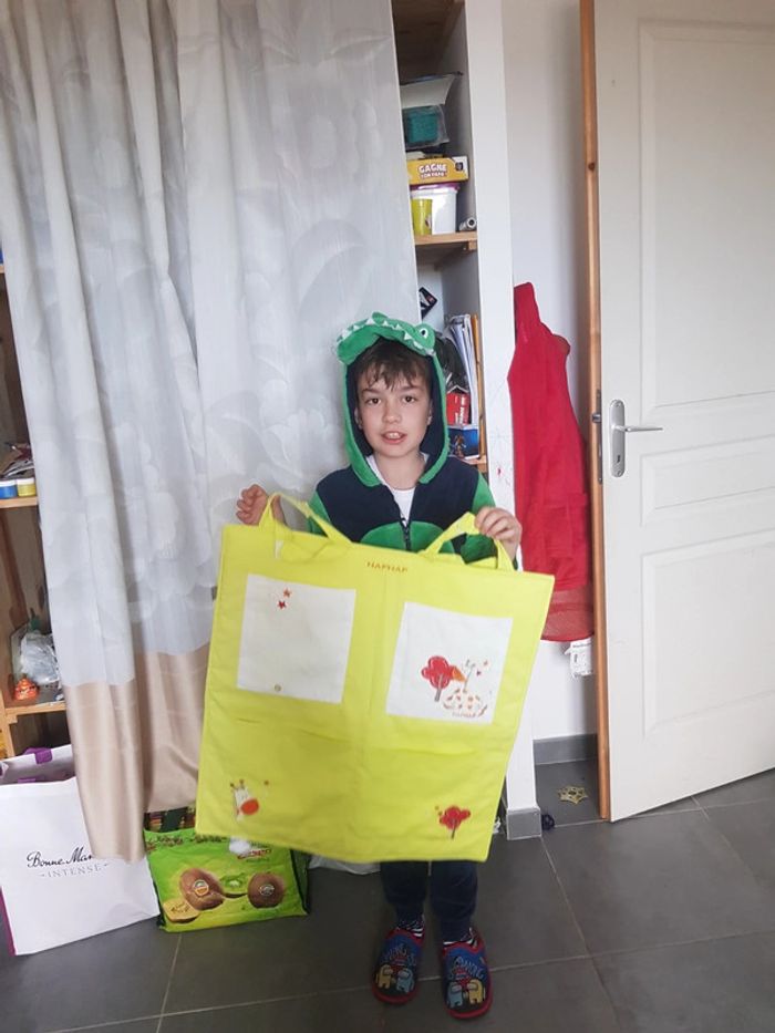 Support lit Naf naf - photo numéro 3