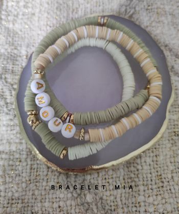 Lot de bracelets perles heishi