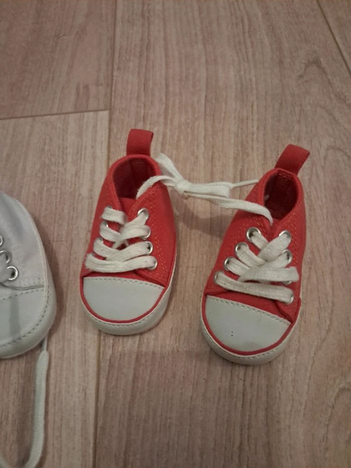 2 paires de chaussures - photo numéro 2