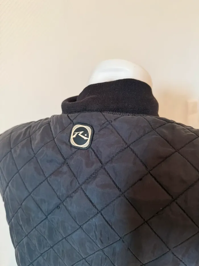 Veste sans manche matelassé en bon état taille S Rusty - photo numéro 5