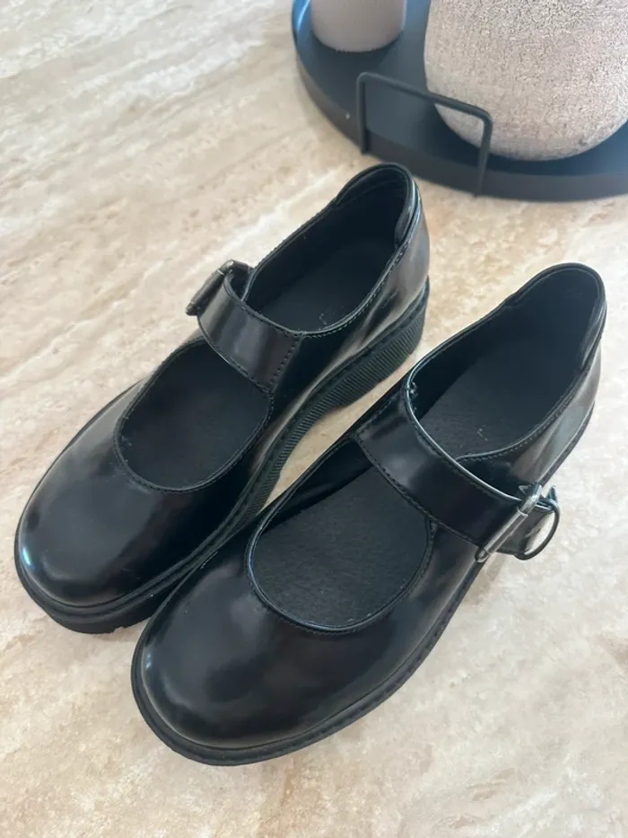 Chaussure 37 - photo numéro 3