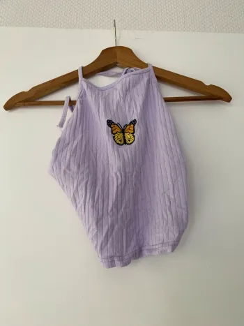 Top Lila papillon