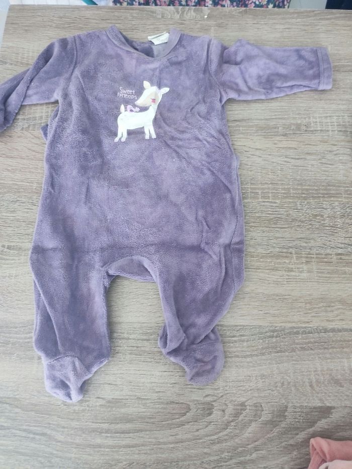 Lot pyjamas fille 6 mois - photo numéro 3