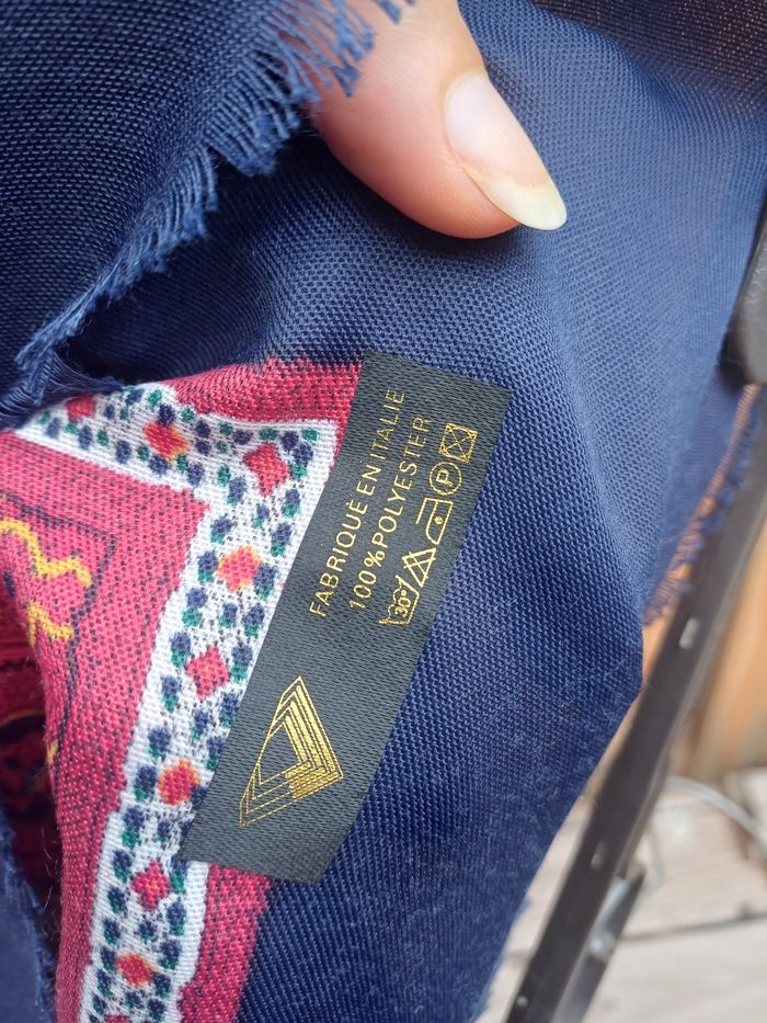 Grand foulard carré motifs canard Laura Mori - photo numéro 7