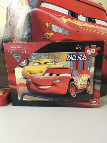 Puzzle Disney Pixar Cars 50 pièces, Team Flash Mc Queen et Cruz Ramirez, complet (très bon état)