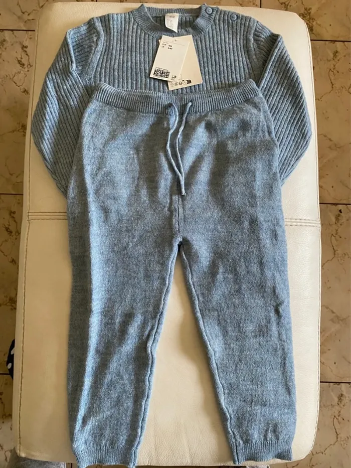 Ensemble maille H&M 104 4 ans neuf - photo numéro 3