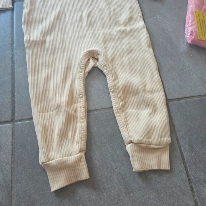 Lot 2 grenouillères pyjama 24 mois - photo numéro 3