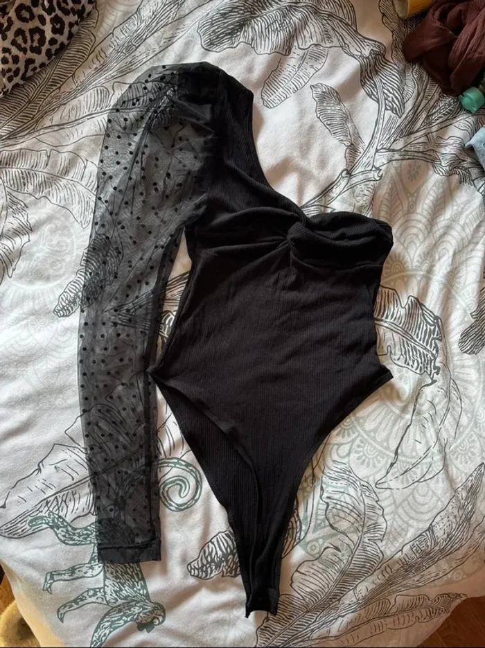 Body string avec une manche transparente Shein - photo numéro 2