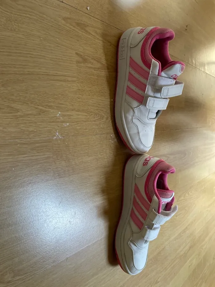 Adidas à scratch fille pointure 35 - photo numéro 4