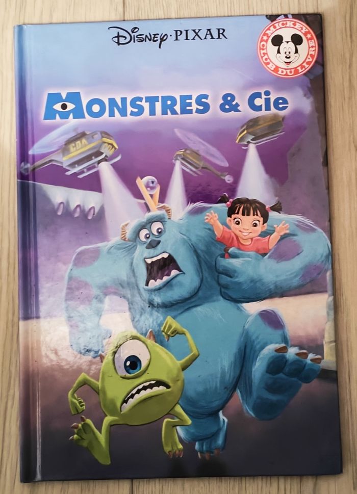 Livre "Monstres et Compagnie"