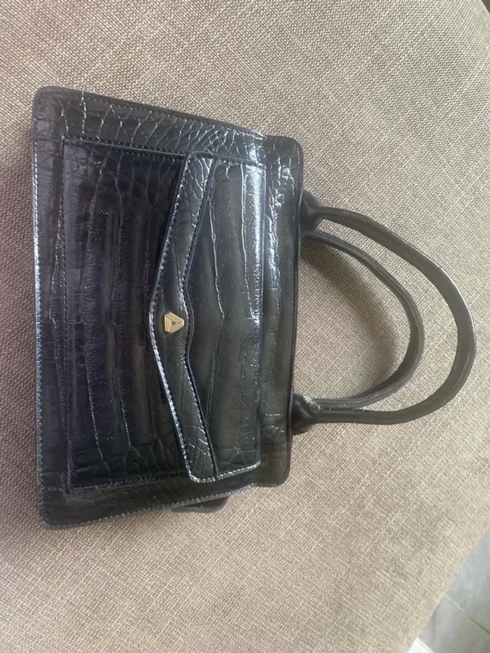 Sac à main vintage cuir noir Triangle de Penrose - photo numéro 12