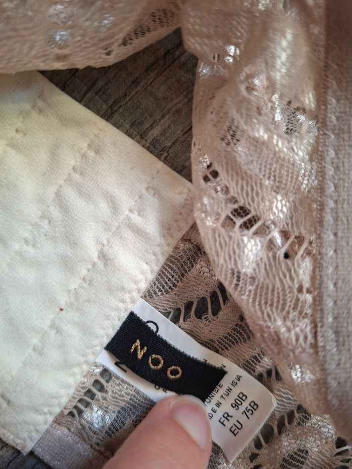 Soutien gorge - photo numéro 2