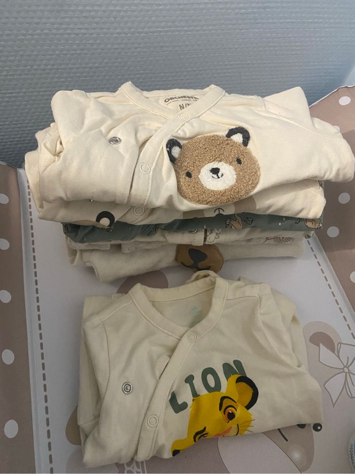 7 babygrows - 0 a 1 mois