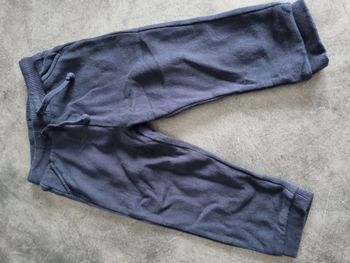 Pantalon jogging Kiabi Taille 24 Mois