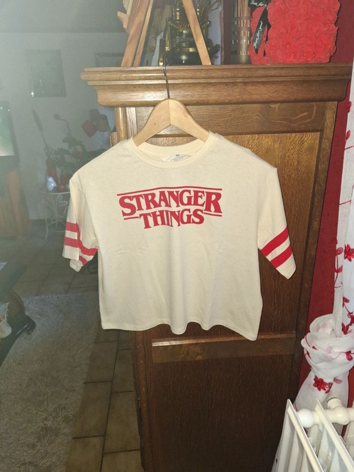 Tee shirt stranger things