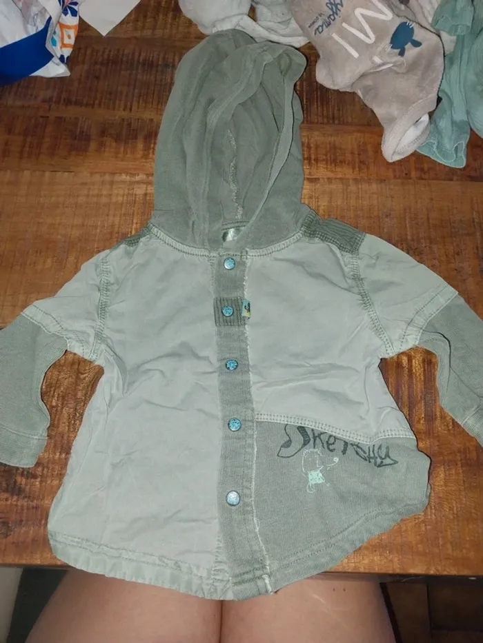 Veste à capuche