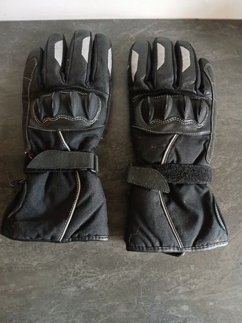 Gants de moto