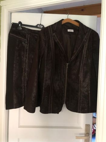 Tailleur jupe et veste