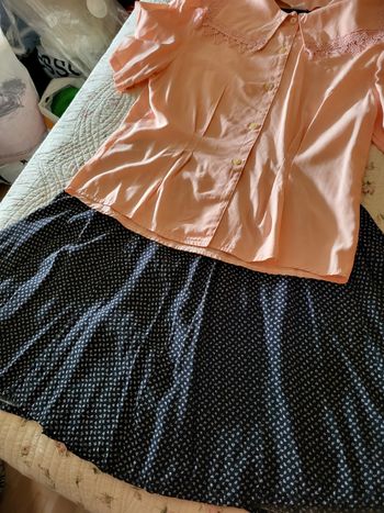 Jupe noir t 44 .etat neuf