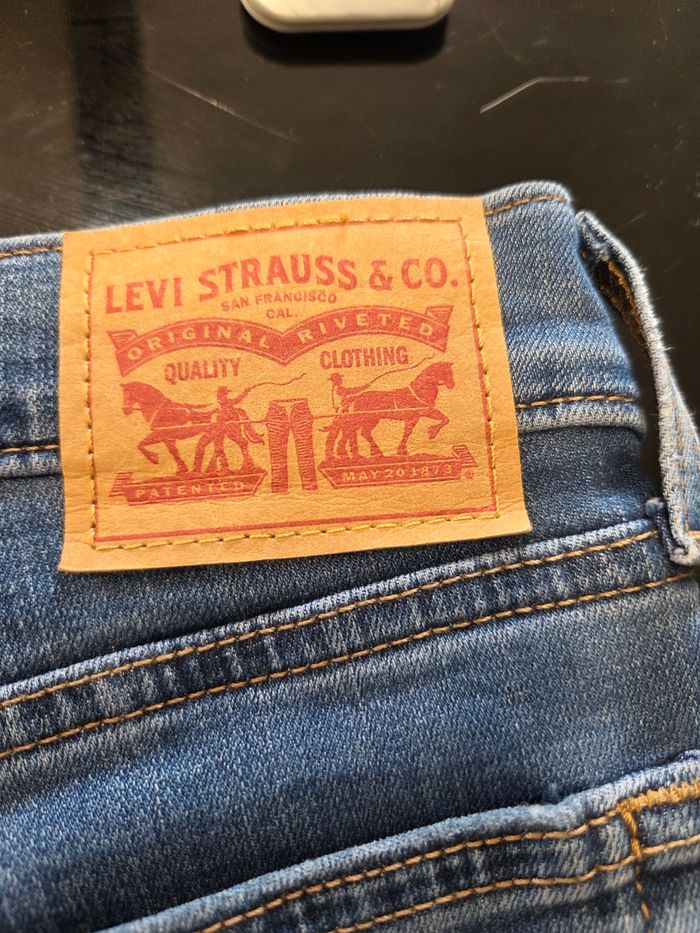 Jean's Levi's boyfriend - photo numéro 4