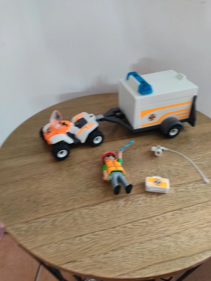 Quad de secours playmobil