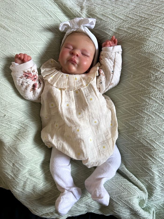 Bébé reborn - photo numéro 7