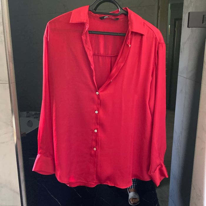 Chemise rouge