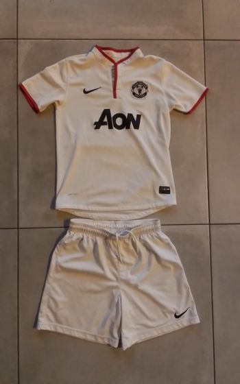 Ensemble nike manchester united