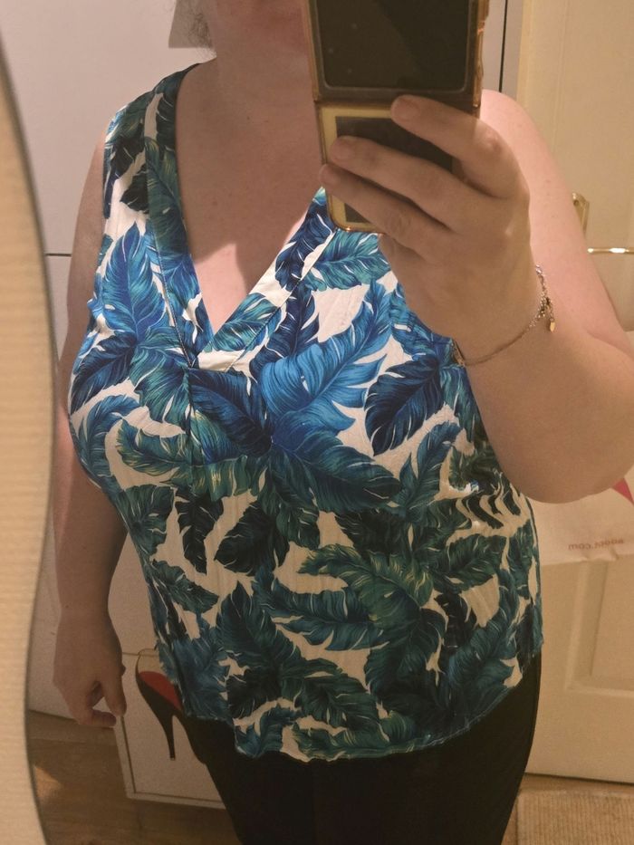 Blouse blanche motifs feuilles bleu/vert T.44 H&M - photo numéro 8