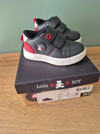 Baskets a scratchs Bleu et blanc, lulu castagnette, pointure 20