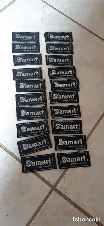 Lot pour mercerie : 20 pièces / écussons / patchs "damart" neufs