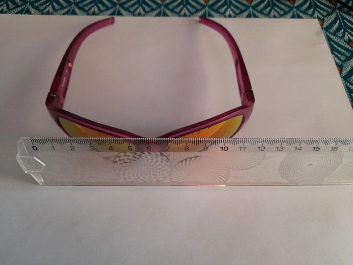 Lunette de soleil enfant - photo numéro 4