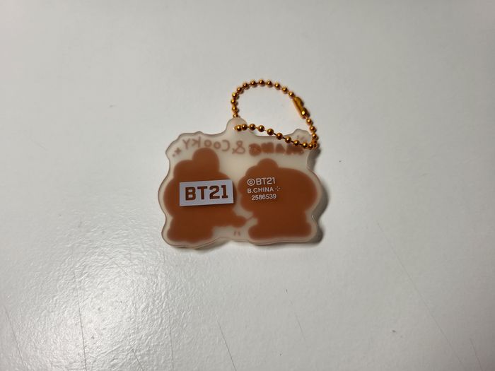 Porte clé Key Ring BT21 Tata V Chimmy Jimin - photo numéro 2