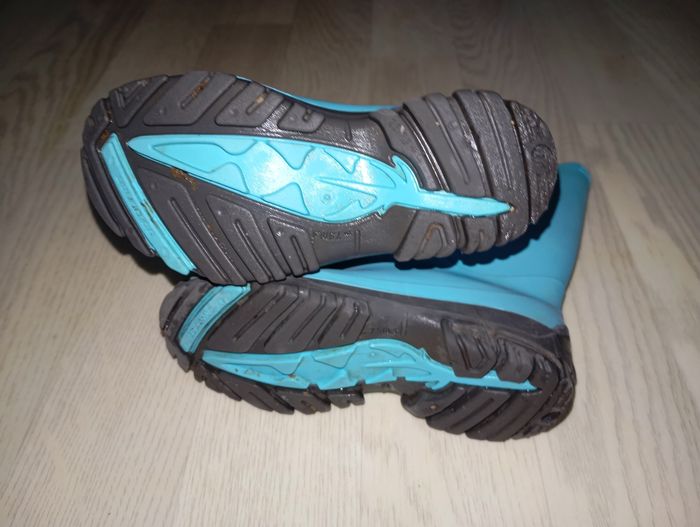 Bottes de pluie automne bleu turquoise clair Solognac 
P. 25-26 - photo numéro 4